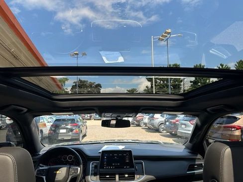 Used 2021 Chevrolet Tahoe LT w/ LT Signature Package AWD/4WD image 21