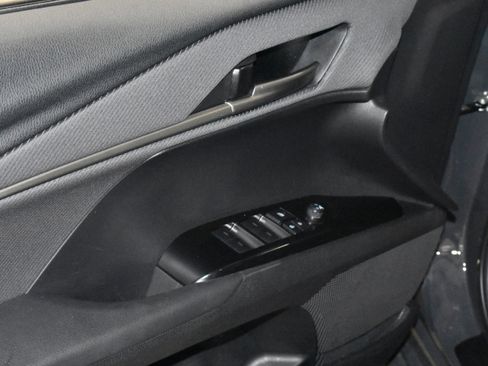 Used 2025 Toyota Camry SE image 23