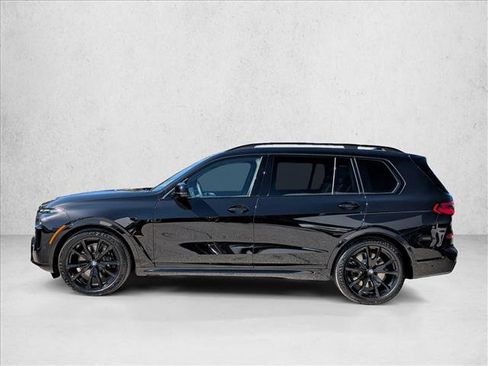 New 2026 BMW X7 M60i image 5