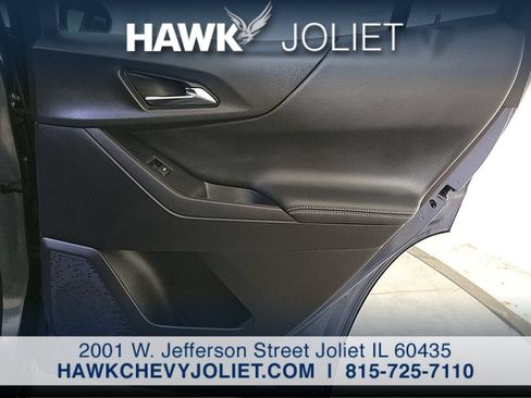 Used 2026 Chevrolet Equinox LT AWD/4WD image 21