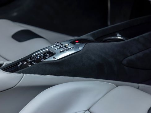 Certified 2025 Ferrari SF90 Spider AWD/4WD image 28