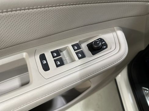 New 2026 Volkswagen Atlas SE image 19