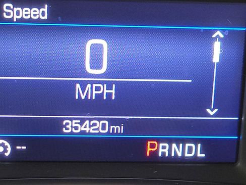 Used 2023 Chevrolet Equinox LT AWD/4WD image 3