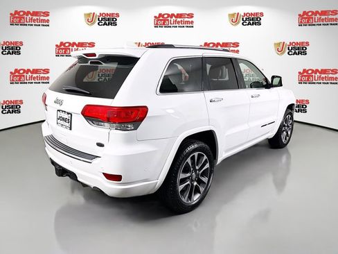 Used 2018 Jeep Grand Cherokee Overland image 17