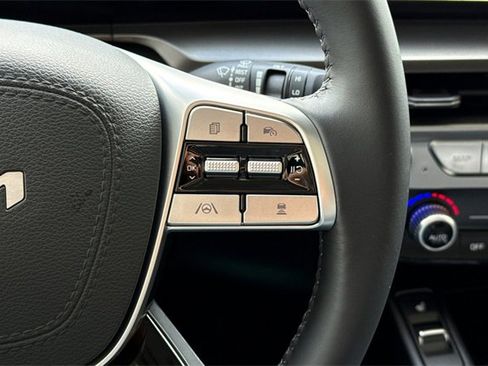 New 2025 Kia Telluride S image 31