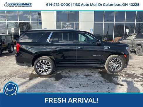 Used 2023 GMC Yukon Denali w/ LPO, Floor Liner Package image 3