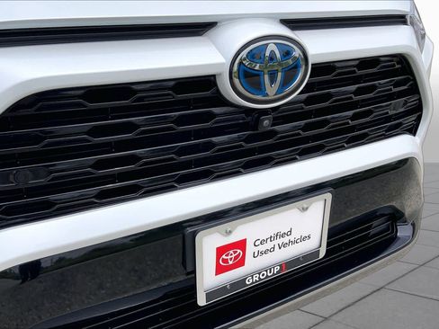 Certified 2023 Toyota RAV4 XSE AWD/4WD image 29