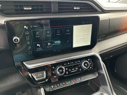 Used 2024 GMC Sierra 3500 Denali w/ Denali Reserve Package image 23