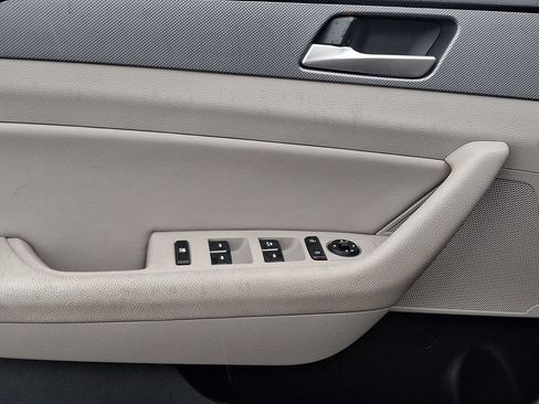 Used 2018 Hyundai Sonata SEL image 12