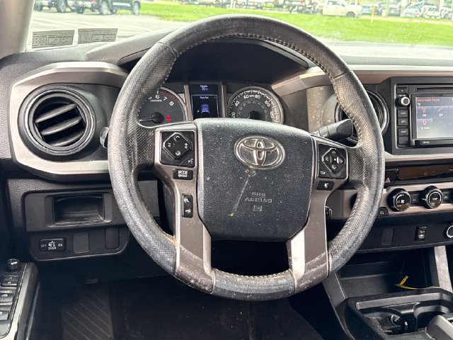 Used 2017 Toyota Tacoma SR5 w/ Tow Package AWD/4WD image 24