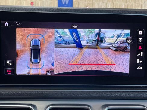 Used 2024 Mercedes-Benz GLE 450e 4MATIC image 40