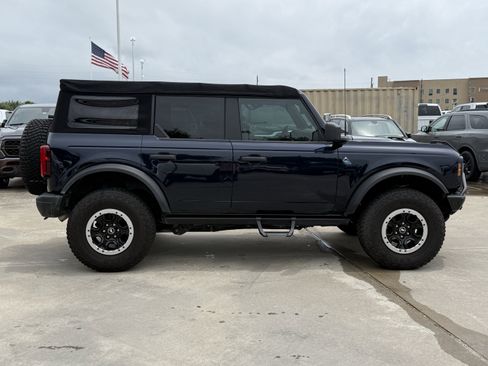 Used 2021 Ford Bronco Black Diamond w/ Sasquatch Package AWD/4WD image 3