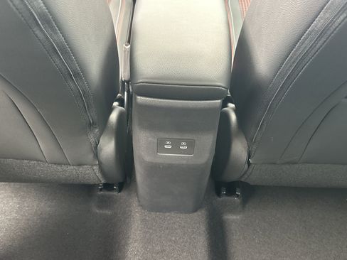 New 2026 Nissan Kicks SR FWD image 15