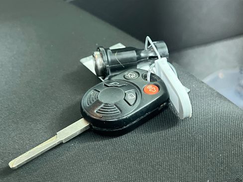 Used 2015 Ford Focus SE FWD image 36