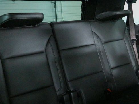 Used 2021 Chevrolet Tahoe Z71 w/ Rear Media and Nav Package AWD/4WD image 34