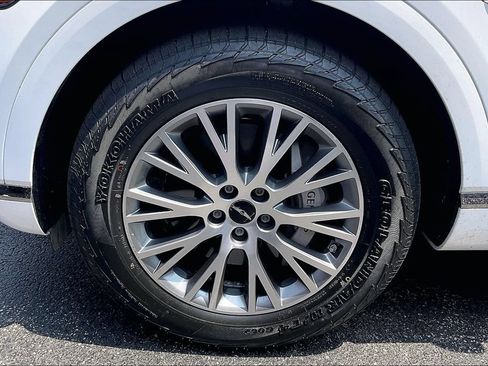 Used 2025 Genesis GV80 2.5T Standard AWD/4WD image 8