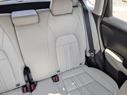 Used 2025 Honda HR-V EX-L image 14