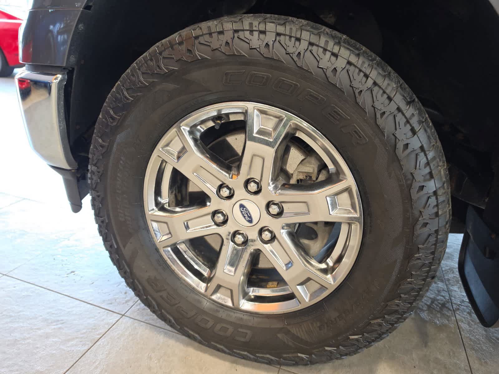 Used 2022 Ford F150 XLT w/ Equipment Group 302A High AWD/4WD image 16