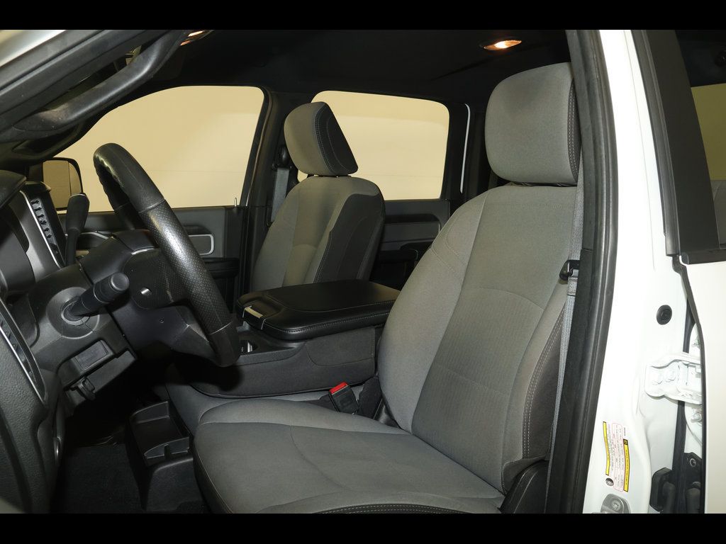 Used 2022 RAM 2500 Big Horn AWD/4WD image 22