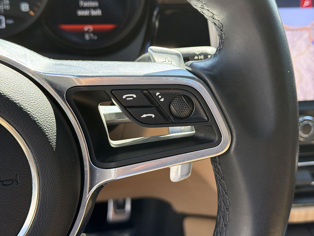 Used 2020 Porsche Macan AWD/4WD image 37