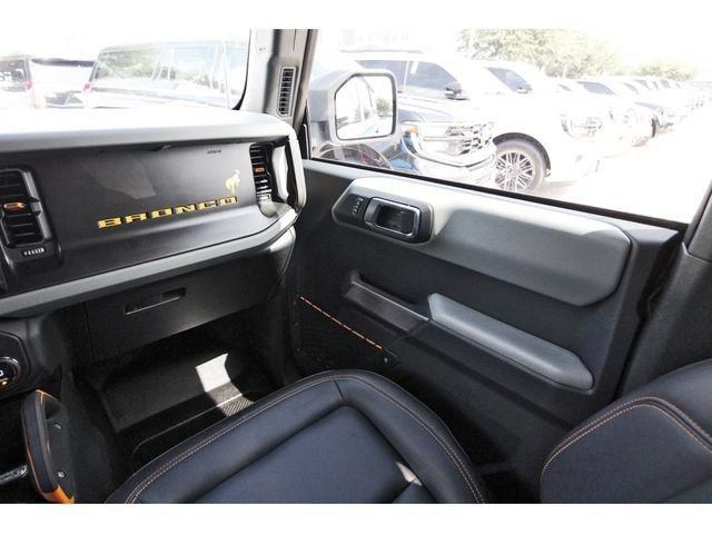 Certified 2023 Ford Bronco Badlands AWD/4WD image 8