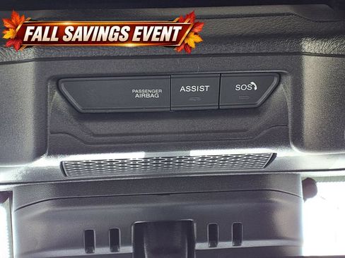 Used 2025 Jeep Wrangler Unlimited Sahara AWD/4WD image 26