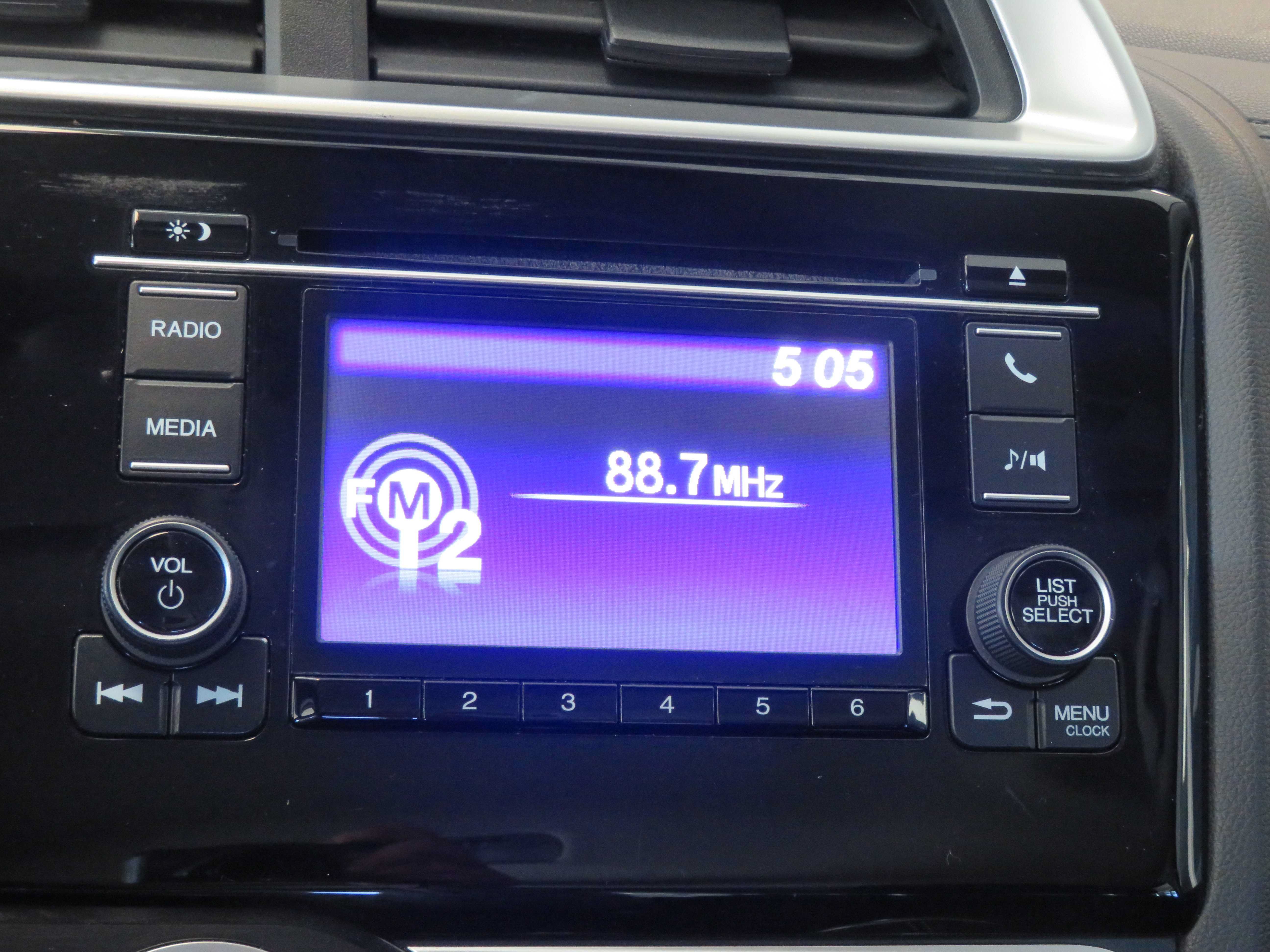 Used 2019 Honda Fit LX image 38