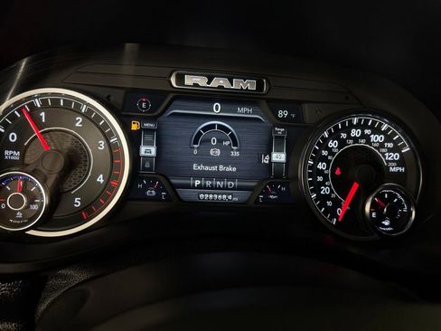 Used 2024 RAM 2500 Laramie w/ Safety Group AWD/4WD image 18