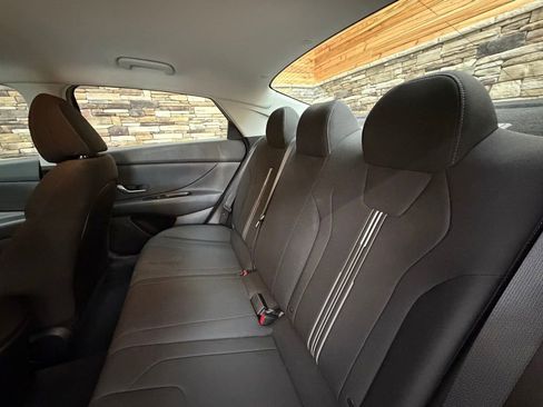 Certified 2023 Hyundai Elantra SEL w/ Preferred Accessory Package image 26