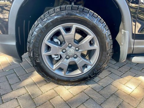 Used 2024 Honda Passport TrailSport image 10