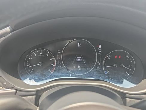 Used 2023 MAZDA MAZDA3 s FWD image 10