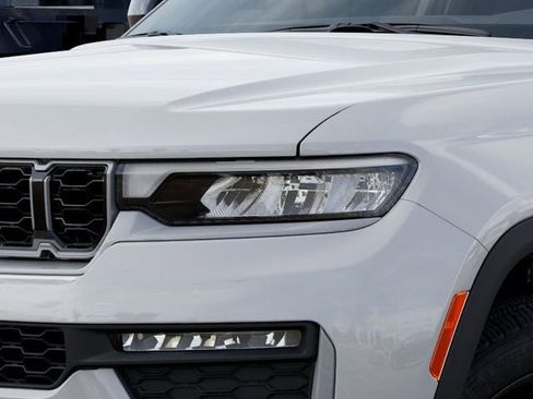 New 2026 Jeep Grand Cherokee Limited image 6