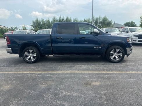 Used 2022 RAM 1500 Laramie AWD/4WD image 7