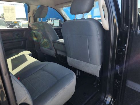 Used 2015 RAM 1500 Express AWD/4WD image 22