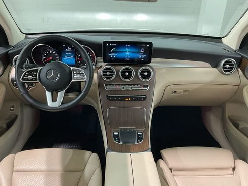 Used 2020 Mercedes-Benz GLC 300 4MATIC image 6