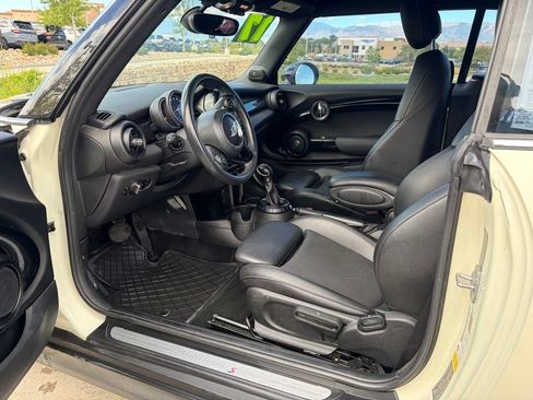 Used 2017 MINI Cooper S FWD image 13
