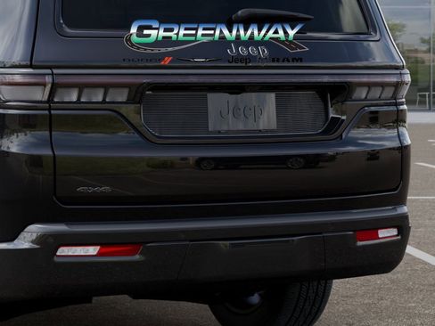 New 2026 Jeep Grand Wagoneer Limited image 13