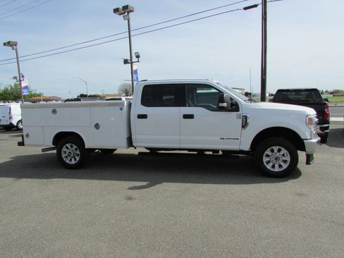 Used 2021 Ford F350 XLT AWD/4WD image 5