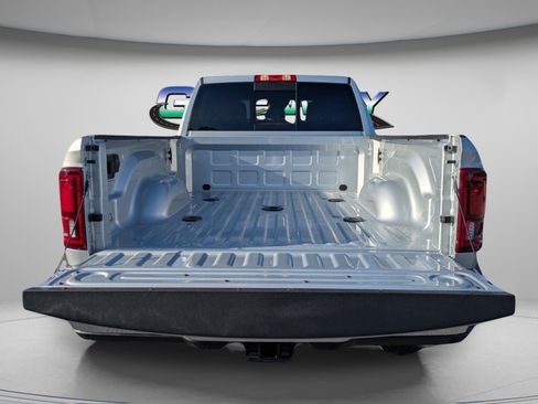 New 2026 RAM 2500 Big Horn AWD/4WD image 7