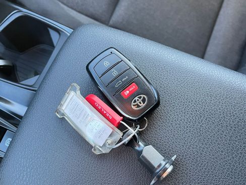 Used 2025 Toyota Camry LE image 22