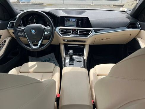 Used 2020 BMW 330i xDrive Sedan w/ Convenience Package AWD/4WD image 14