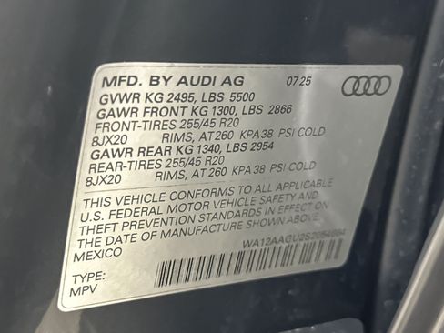 Used 2025 Audi Q5 Premium Plus w/ Premium Plus AWD/4WD image 27