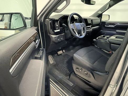 Used 2026 Chevrolet Silverado 1500 RST AWD/4WD image 18