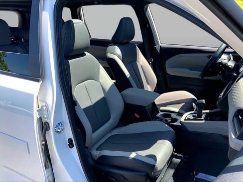 Certified 2025 Subaru Forester Limited AWD/4WD image 8