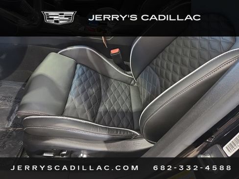 Used 2024 Cadillac CT5 V Blackwing w/ Carbon Fiber Package 2 RWD image 9