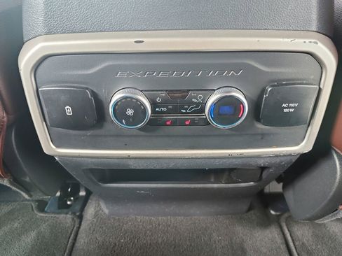 Used 2024 Ford Expedition Max Limited RWD image 42
