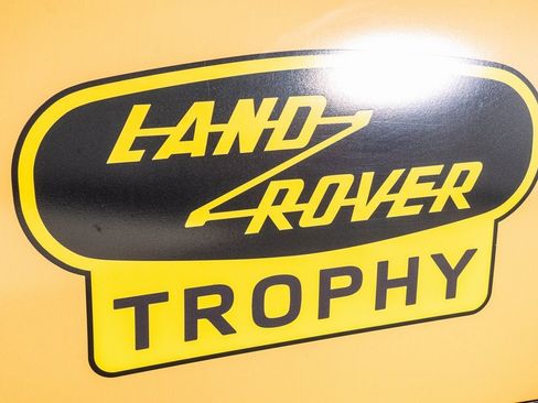 Used 2022 Land Rover Defender 110 X-Dynamic SE image 22