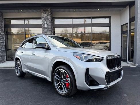 Used 2024 BMW X1 M35i w/ Premium Package image 2