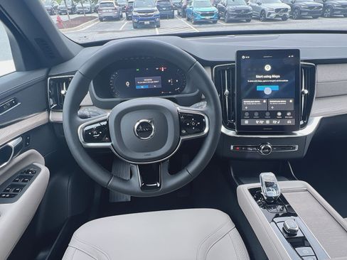 New 2026 Volvo XC90 B5 Core w/ Protection Package AWD/4WD image 16