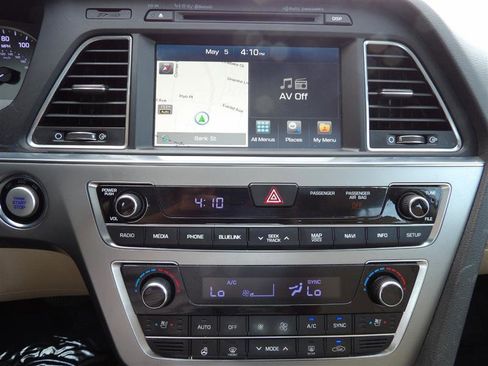 Used 2016 Hyundai Sonata Limited w/ Option Group 04 FWD image 21